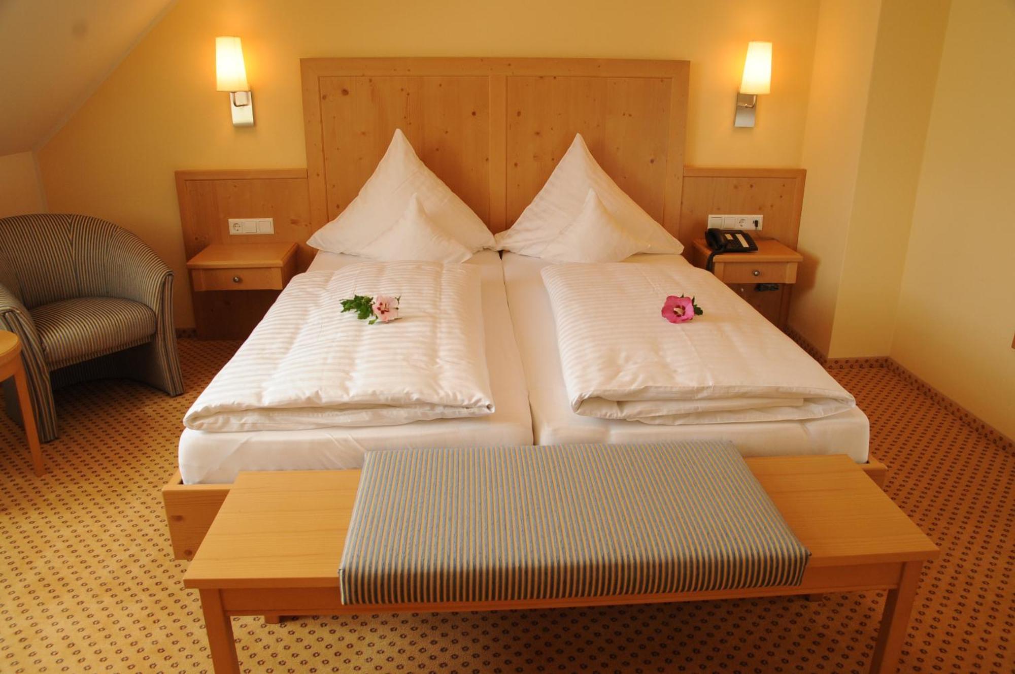 Beierleins Hotel & Catering Gmbh Reichenbach  Εξωτερικό φωτογραφία