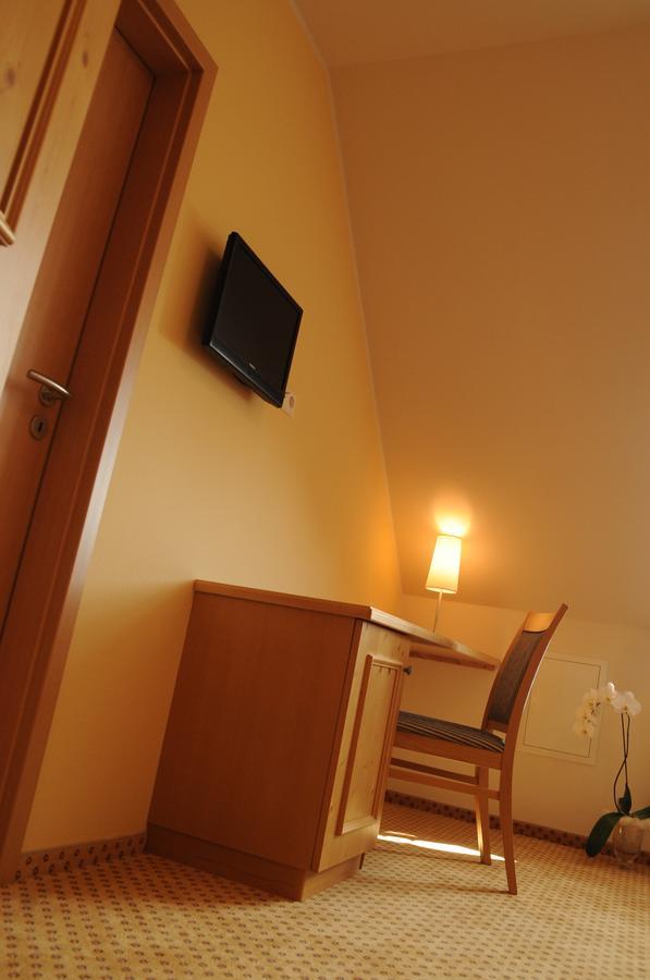 Beierleins Hotel & Catering Gmbh Reichenbach  Δωμάτιο φωτογραφία